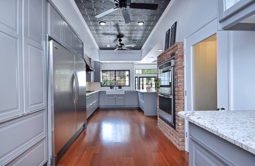 Shadow Hills House | Private Oasis with Pool Near Burbank Studios in LA