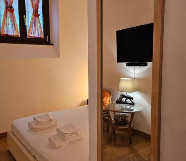 Tuscolano Apartment | Private SPA Apartment in Rome