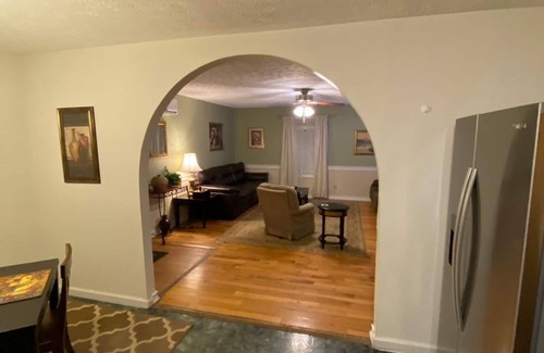 Waverly Apartment | Inviting 2-Bedroom Retreat with Breakfast & Family Amenities