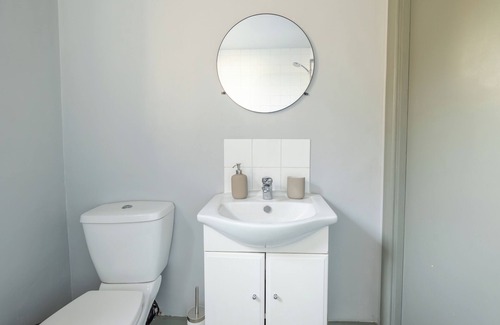 Camden Town Apartment | Private Spacious Apartment near St Pancras International