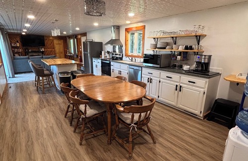 Cascade House | Unwind at The Pines - Hot Tub, Pool & Ocean Views Await