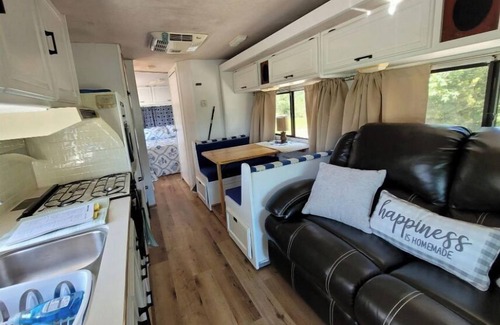 Sealevel House | Unwind at Pet-Friendly RV Rental on North Carolina Coast