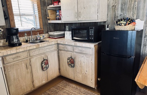 Newcastle Cabin | Private stay in the countryside between Olney and Newcastle Texas