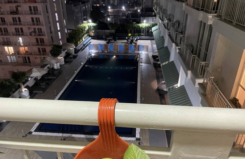 Gomti Nagar Apartment | Cozy Private Studio at DLF MyPad with Pool & Kitchen Access