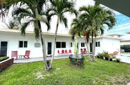 Coral Way Apartment | Cozy Private Studio Near Coconut Grove with Ocean View