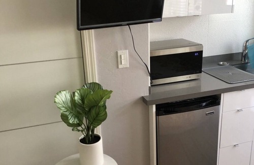 Willow Glen South - Lincoln Glen House | Cozy Willow Glen Studio with Kitchen & Great Reviews