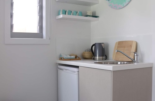 Werri Beach Apartment | Cozy Oceanfront Studio Room - Guest Rated 9.8/10