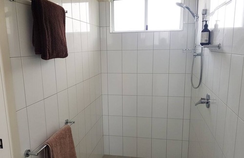 Mullumbimby Apartment | Private studio - two minutes walk to town.