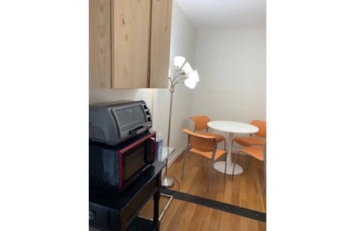 Southwest Anaheim Apartment | Inviting Private Studio with Pool & Ocean View for Families