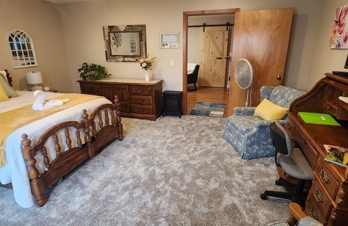 Walla Walla Bed & Breakfast | Exclusive Private Suite with Kitchen and Top Guest Rating