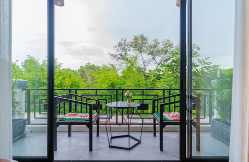 Siem Reap Villa | Relaxing Private Suite Villa with Breakfast & Pool Access