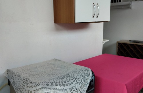 Maracana Apartment | Cozy Suite with Gourmet Kitchen, Steps from the Beach