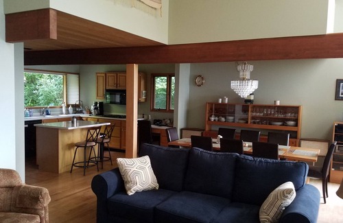 Suttons Bay House | Relaxing Waterfront Home in Suttons Bay with Hot Tub & Spa