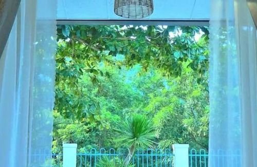 Hoi An City Centre House | Spacious Oceanfront Three-Bedroom House in Cham Island