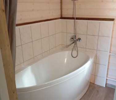 Saaremaa House | Pet-Friendly Ula Tinyhouse with 9/10 Guest Satisfaction