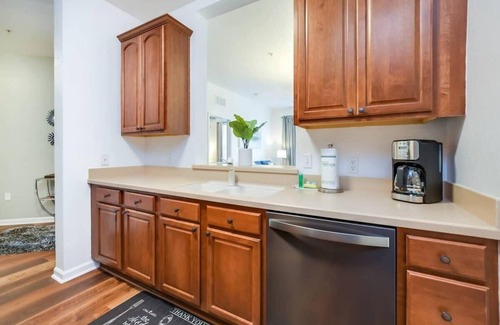 Florida Central Atlantic Coast Apartment | Top Floor Condo with Pool & Spa Near Major Attractions