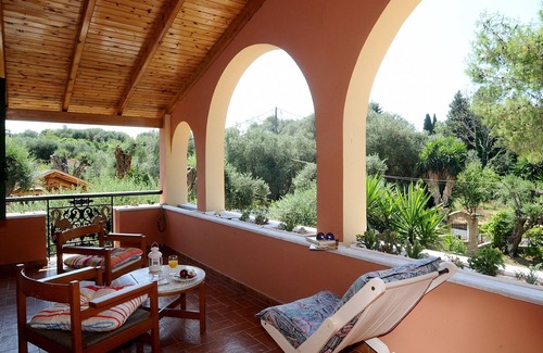 Limni Villa | Idyllic Corfiot Villa Nestled Among Olive Trees