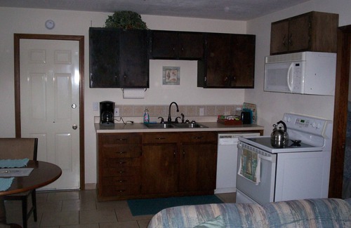 Brookings House | Idyllic Beach Access: 1 Bedroom with Ocean View & Spa
