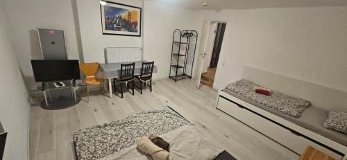 Weisenau Apartment | Pet-Friendly Private Unterkunft Askinartar - Rated 9/10!