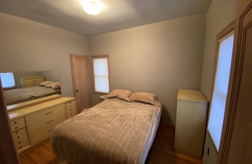 Knox County Other | Updated Hunting Lodge with Family-Friendly Amenities