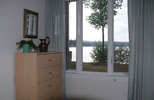 Laconia Cottage | Discover a Private Waterfront Cottage on Winnipesaukee