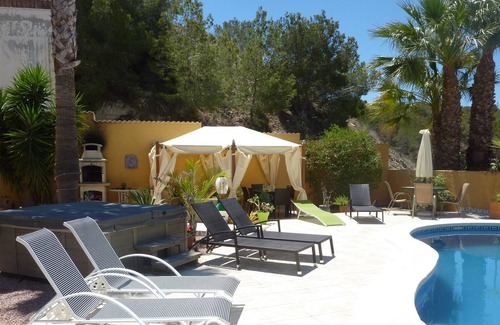 San Miguel de Salinas Villa | Private Villa With Pool 75 in tv