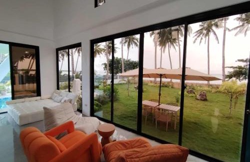 Port Barton Villa | PRIVATE VILLA FRONT BEACH Infinity Pool