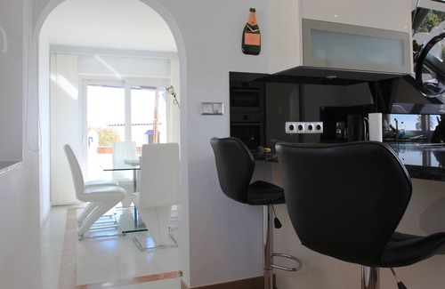 Buenas Noches Villa | Premium Private Villa with Pool & Gym, Near the Beach
