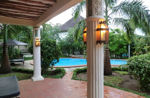Diani Beach Villa | Tranquil Lamu Villa with Private Pool & Beach Access