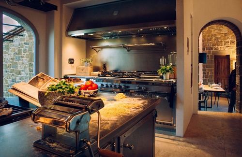 Radda in Chianti Villa | Exclusive Villa with Private Pool & Hot Tub near Greve In Chianti