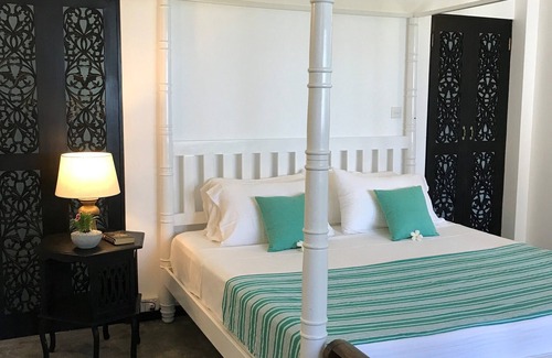 Kathaluwa Villa | Secluded Villa on Kabalana Beach with Pool and Ocean Views