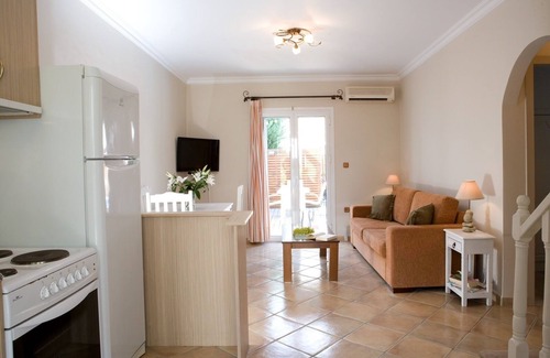 Nidri Villa | Private villa only five minutes walk away from Nidri