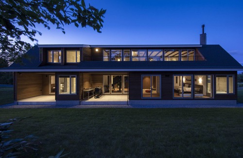 Biei House | Serene Villa Retreat on a Scenic Hill in Biei, Japan