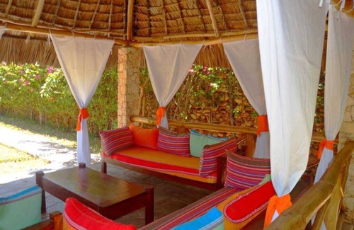 Watamu Villa | Relaxing Oceanfront Villa with Pool and Spa Amenities