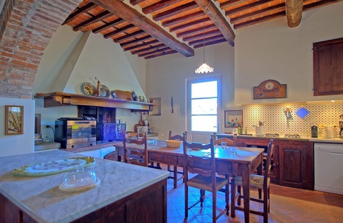 Camaiore Villa | Relaxing Villa with Private Pool & Ocean View near Viareggio