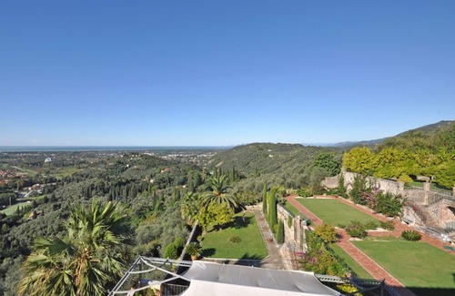 Camaiore Villa | Relaxing Villa with Private Pool & Ocean View near Viareggio