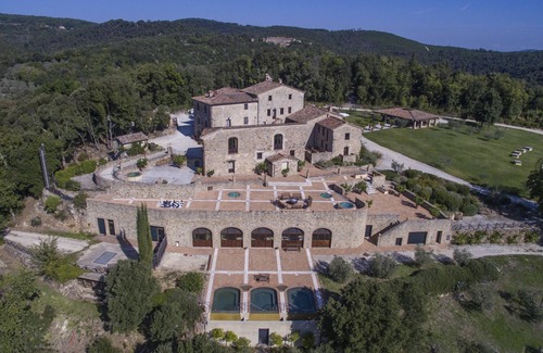 Monticiano Villa | Exclusive Villa Retreat with Private Pool & Scenic Views