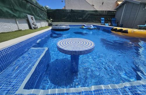 Lo Rufete Villa | Relaxing Private Villa with Pool, Jacuzzi & Garden Retreat