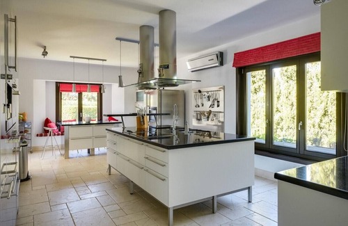 Sotogrande Villa | Exclusive Villa with Pool & Gym at San Roque Club Golf