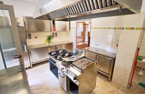 Bibbiena House | Private Villa with Pool in Panoramic Setting for 20 Guests