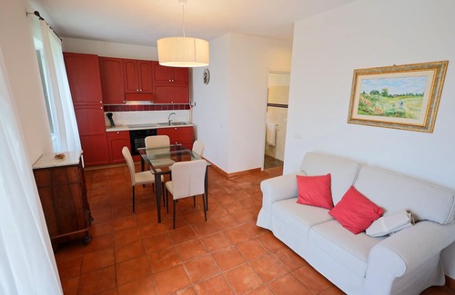 Bibbiena House | Private Villa with Pool in Panoramic Setting for 20 Guests
