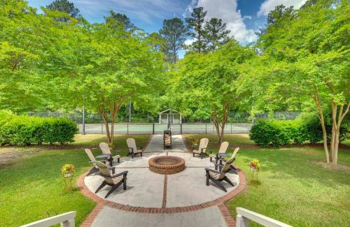 Ruffin House | Cozy Walterboro Estate with Deck and Fire Pit for Families