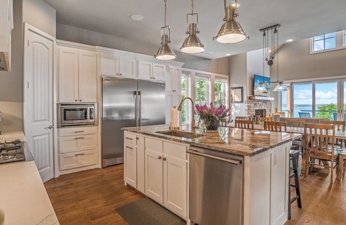 Vinita House | Escape to a Private Waterfall Paradise with Breathtaking Views