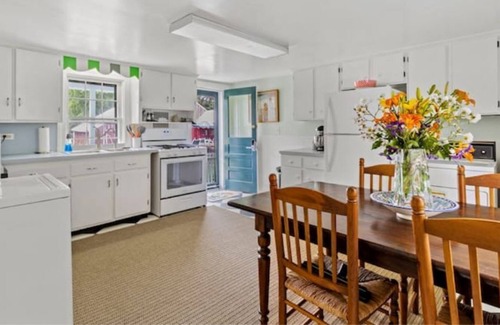Trappe Cottage | Scenic Waterfront Cottage on Bolingbroke Creek for Families