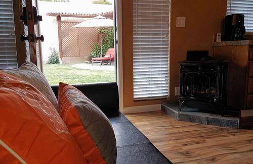 North Junior College Neighborhood Association Apartment | Serene Wine Country Retreat with Ocean View and Spa