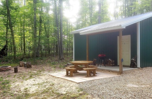 Higgins Lake Cabin | Experience Unbeatable Rates at Higgins Lake Cabin Getaway