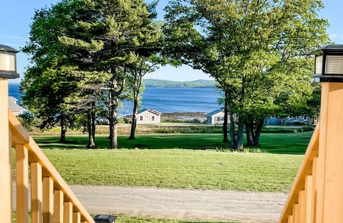 Belfast House | Idyllic Water View Cottage Overlooking Penobscot Bay