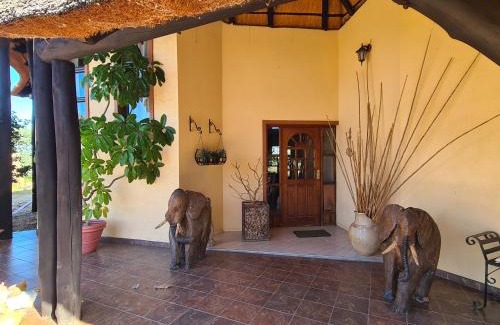 Windhoek House | Private Retreat with Pool in Windhoek - Guest Rated 10/10
