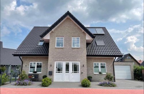 Reken Apartment | Welcoming Balcony Retreat in Reken - Family Friendly Stay