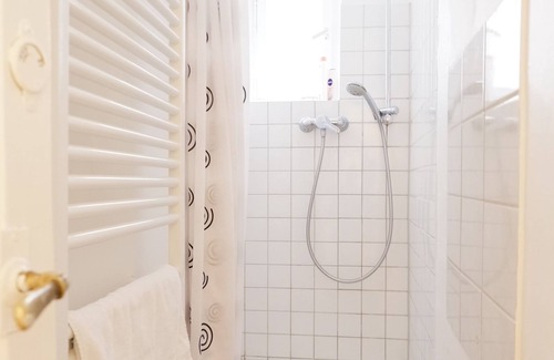 Tuebingen Apartment | Comfortable Rooms in Prime Historic City Center